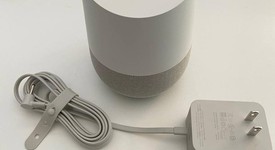 Good
													Google Home, photo 1 of 3