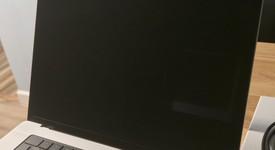 Good
													MacBook Pro Late 2023 (M3) - 16" - Apple M3 Pro 12-core, Silver, 512 GB, 36 GB, 18-core GPU, photo 3 of 7
