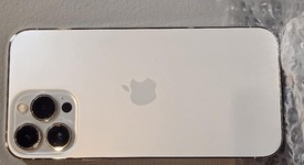 Good
													Apple iPhone 13 Pro Max - Unlocked, Silver, 128 GB, A2484, photo 2 of 11