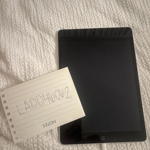 Apple iPad 9th Gen - Wi-Fi, 64 GB, Silver, A2602