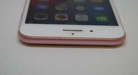 Good
													Apple iPhone 7 Plus - Unlocked, Rose Gold, 128 GB, A1661, photo 5 of 11