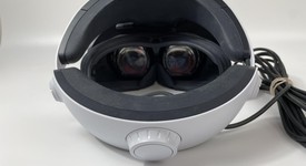 Mint
													Sony PlayStation VR2, photo 3 of 9