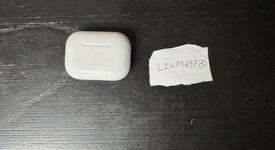 Used
													Apple AirPods Pro 2 - USB-C, photo 1 of 3