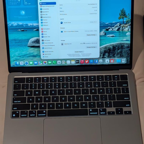 MacBook Air 2022 (M2) - 13 inch - 512 GB, Gray, 8 GB, Apple M2