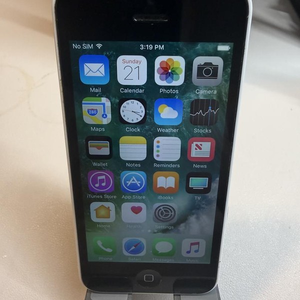 Apple iPhone 5C - Unlocked, 8 GB, White, A1532, GSM