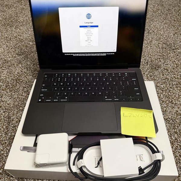 MacBook Pro Late 2023 (M3) - 14 inch - 512 GB, Black, 18 GB, Apple M3 Pro 11-core, 14-core GPU