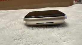 Mint
													Apple Watch SE 2nd Gen 44mm - Starlight, A2723 - GPS, Aluminum, photo 2 of 9