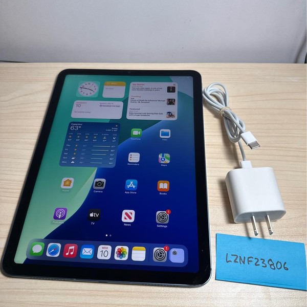 Apple iPad Air 5th Gen - Unlocked, 256 GB, Blue, A2589