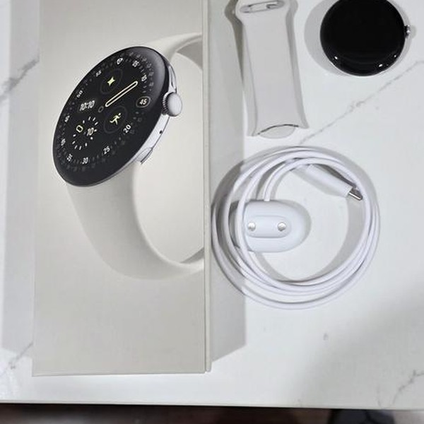 Google Pixel Watch 4 - Unlocked, Silver, 45mm, LTE