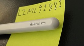 Mint
													Apple Pencil Pro, photo 2 of 3