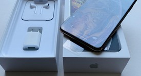 Mint
													Apple iPhone Xs Max - Verizon, Gold, 64 GB, A1921, photo 6 of 6