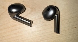 Used
													Samsung Galaxy Buds3 - Silver, photo 2 of 6