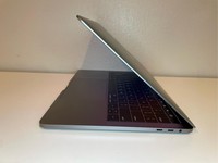 MacBook Pro 2018 (With Touch Bar) - 13"