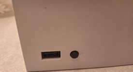 Good
													Xbox Series S (2020) - White, 512 GB, photo 4 of 10