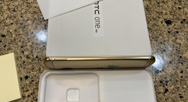 Mint
													HTC One M9 - Unlocked, Gold, 32 GB, photo 4 of 5