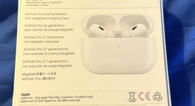 Used
													Apple AirPods Pro 2 - Lightning, photo 1 of 13