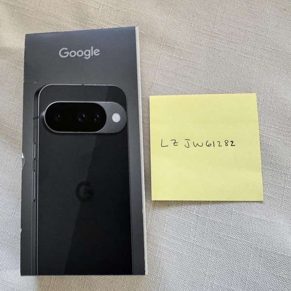 Google Pixel 10 - T-Mobile, 128 GB, Obsidian, GLBW0