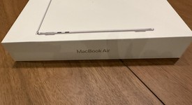 New
													MacBook Air 2025 (M4) - 13" - Apple M4, Silver, 256 GB, 16 GB, photo 2 of 4