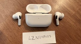 Used
													Apple AirPods Pro - Wireless Case, photo 3 of 6
