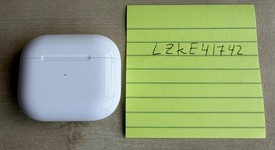 Used
													Apple AirPods 3rd Gen - MagSafe Case, photo 1 of 5