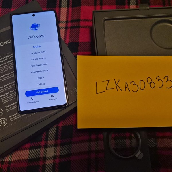 Honor Magic V5 - Unlocked Non-US, Black, 512 GB, 16 GB