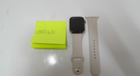 Good
													Apple Watch Series 9 45mm - Unlocked, Gold, A2984 - Cellular, Stainless, photo 2 of 6