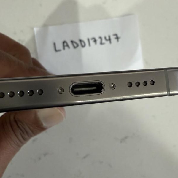 Apple iPhone 16 Pro Max - Unlocked, 512 GB, Natural, A3084