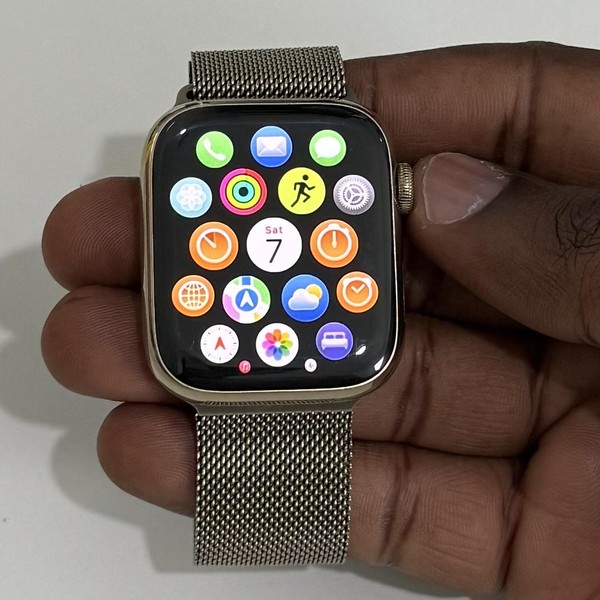 Apple Watch Series 8 45mm - Unlocked, Gold, A2774 - Cellular, Stainless