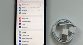 Mint
													Apple iPhone Xr - Unlocked, Black, 64 GB, A1984, photo 1 of 6