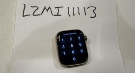 Good
													Apple Watch Series 8 45mm - Unlocked, Gold, A2774 - Cellular, Stainless, photo 1 of 8