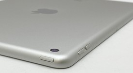 Good
													Apple iPad 8th Gen - Wi-Fi, Silver, 32 GB, A2270, photo 4 of 6