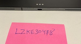 Good
													Apple iPad Pro 12.9" 4th Gen 2020 - Unlocked, Gray, 256 GB, A2069, photo 4 of 4