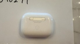 Used
													Apple AirPods Pro 2 - USB-C, photo 5 of 9