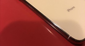 Mint
													Apple iPhone Xs - Verizon, Gold, 256 GB, A1920, photo 3 of 6
