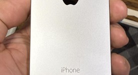 Good
													Apple iPhone SE 1st Gen 2016 - Unlocked, Grey, 32 GB, A1723, photo 6 of 6