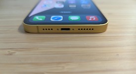 Good
													Apple iPhone 14 Plus - Unlocked, Yellow, 128 GB, A2632, photo 3 of 13