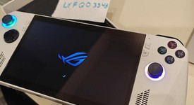 Good
													Asus ROG Ally 7" - Z1 Extreme, White, 512 GB, 16 GB, Ryzen Z1 Extreme, photo 4 of 15