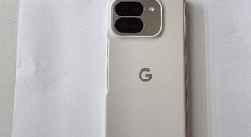 Good
													Google Pixel 9 Pro Fold - Unlocked, Porcelain, 256 GB, GGH2X, photo 3 of 10