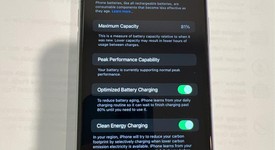 Mint
													Apple iPhone Xr - Unlocked, White, 128 GB, A1984, photo 1 of 8