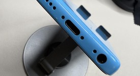 Good
													Apple iPhone 5C - Unlocked, Blue, 8 GB, A1532, GSM, photo 5 of 6