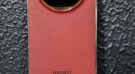 Mint
													Huawei Mate X6 - Unlocked Non-US, Red, 1 TB, 16 GB, photo 2 of 15