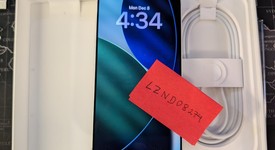 Mint
													Apple iPhone 17 - AT&T, White, 256 GB, A3258, photo 1 of 9