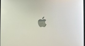 Fair
													MacBook Pro 2018 (With Touch Bar) - 13" - I7, Gray, 512 GB, 16 GB, photo 2 of 7