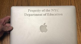 Good
													MacBook Air 2017 - 13" - I5, Silver, 128 GB, 8 GB, photo 5 of 10