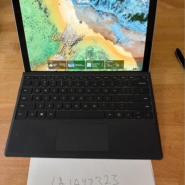 Microsoft Surface Pro 6 - Wi-Fi, 256 GB, Silver, 8 GB