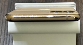 Good
													Apple iPhone 11 Pro Max - Unlocked, Gold, 512 GB, A2161, photo 4 of 8