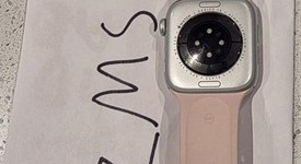 Good
													Apple Watch Series 10 42mm - Unlocked, Silver, A3001 - Cellular, Aluminum, photo 3 of 4