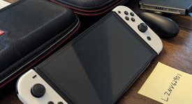 Mint
													Nintendo Switch - OLED - White, 64 GB, photo 3 of 7