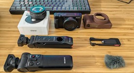 Mint
													Sony ZV-1, photo 3 of 12