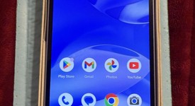 Mint
													Google Pixel 9a - T-Mobile, Iris, 128 GB, 8 GB, photo 4 of 22